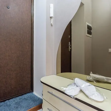 Apartment Roomer 11 *